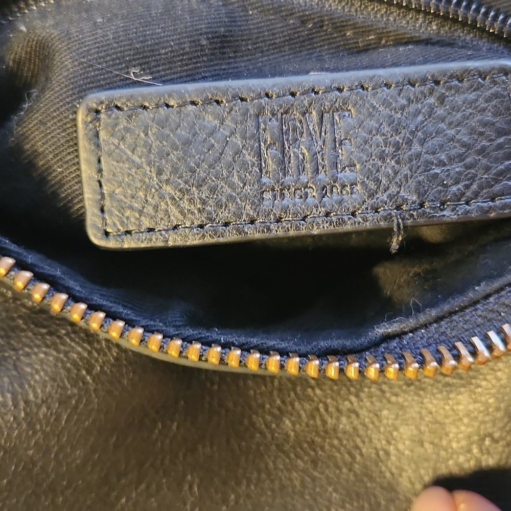 Black frye purse - Picture 6 of 9